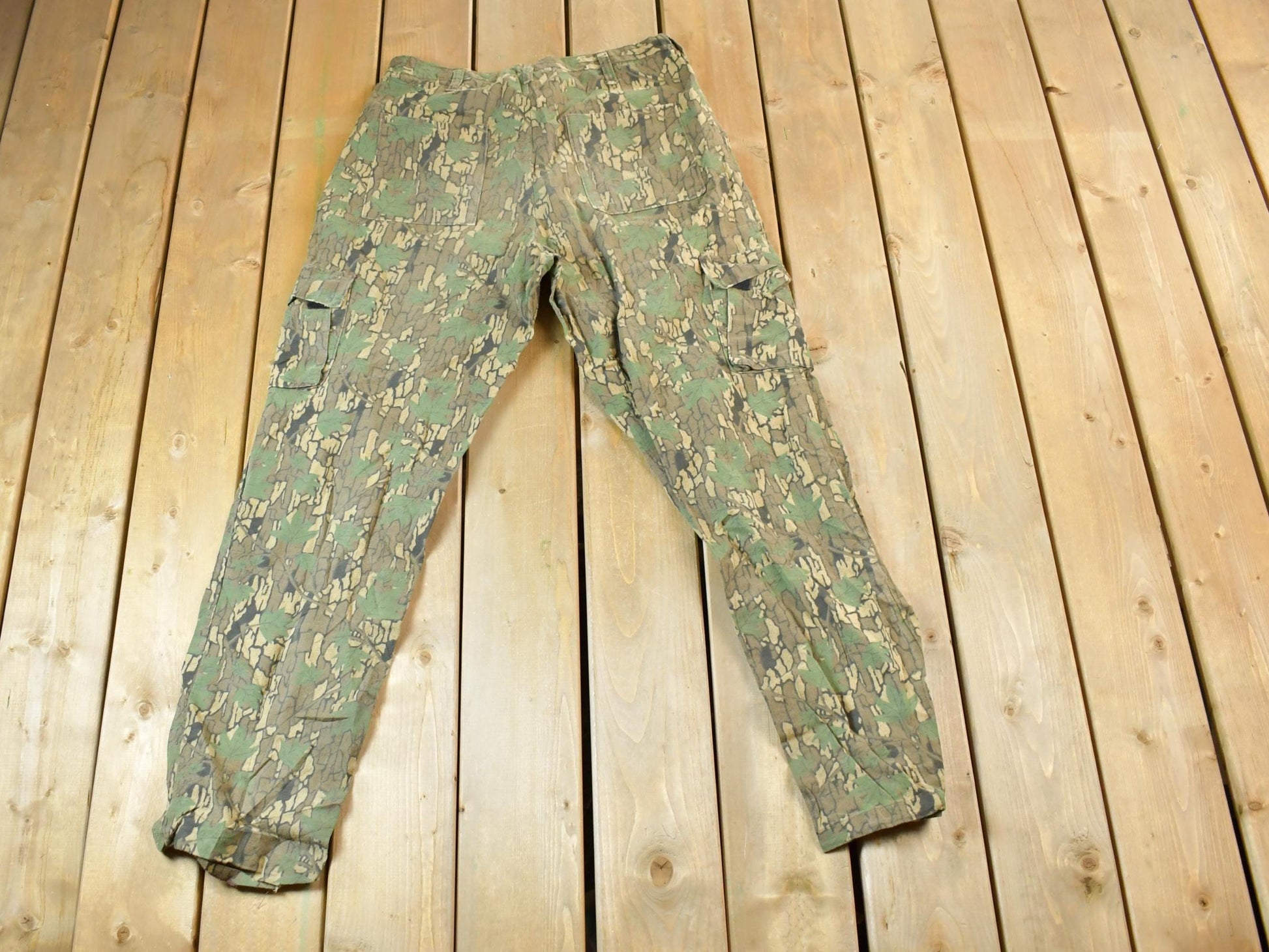 Vintage 1990s Army Camouflage Cargo Pants Size 38 x 33 / Streetwear / Army Pants / Military Pant's / Vintage Cargos / Made In