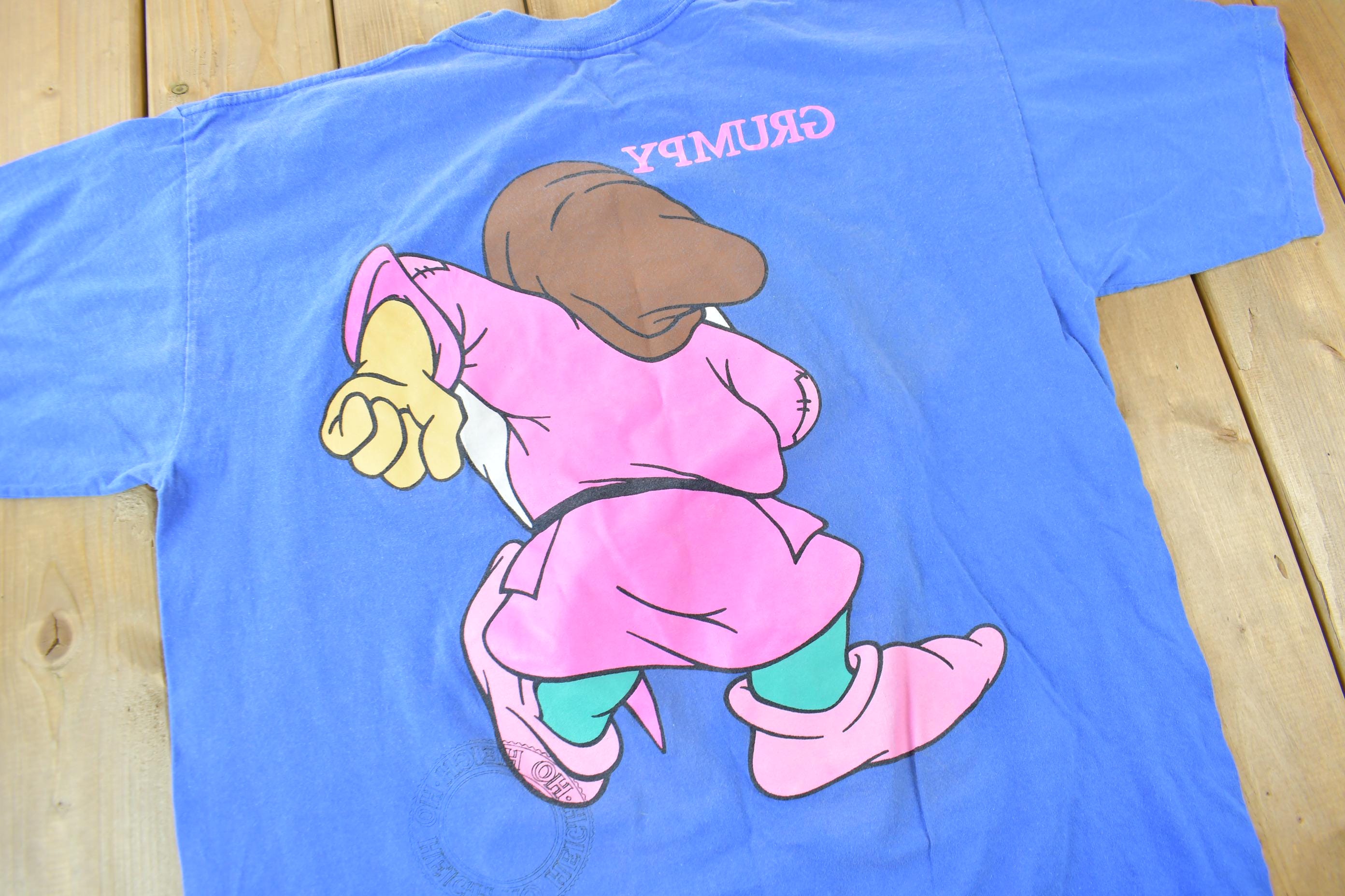 Vintage 1990s The Disney Store Grumpy Seven Dwarves Graphic T-Shirt