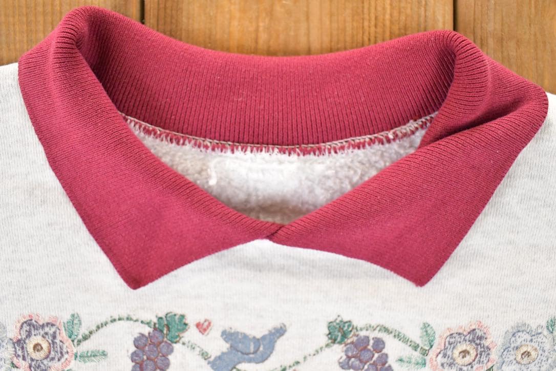 Vintage 1990s Cute Farmhouse Collared Crewneck Sweatshirt Women's XL