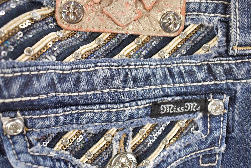 Vintage Deadstock Y2K Miss Me Bedazzled Low Rise Jeans Women's Size 26x31