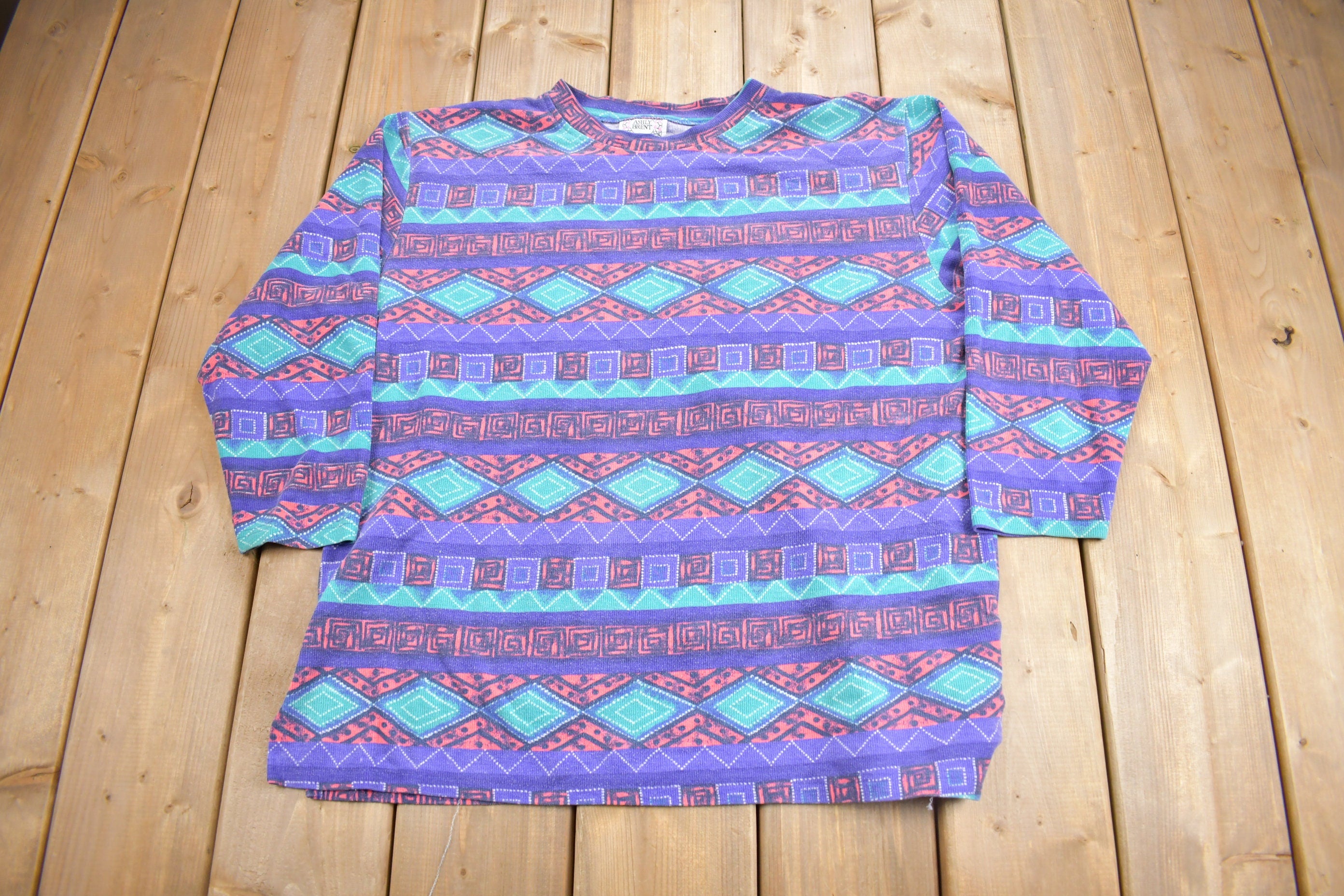 Vintage 1990s Aztec Graphic All Over Print Crewneck Sweatshirt