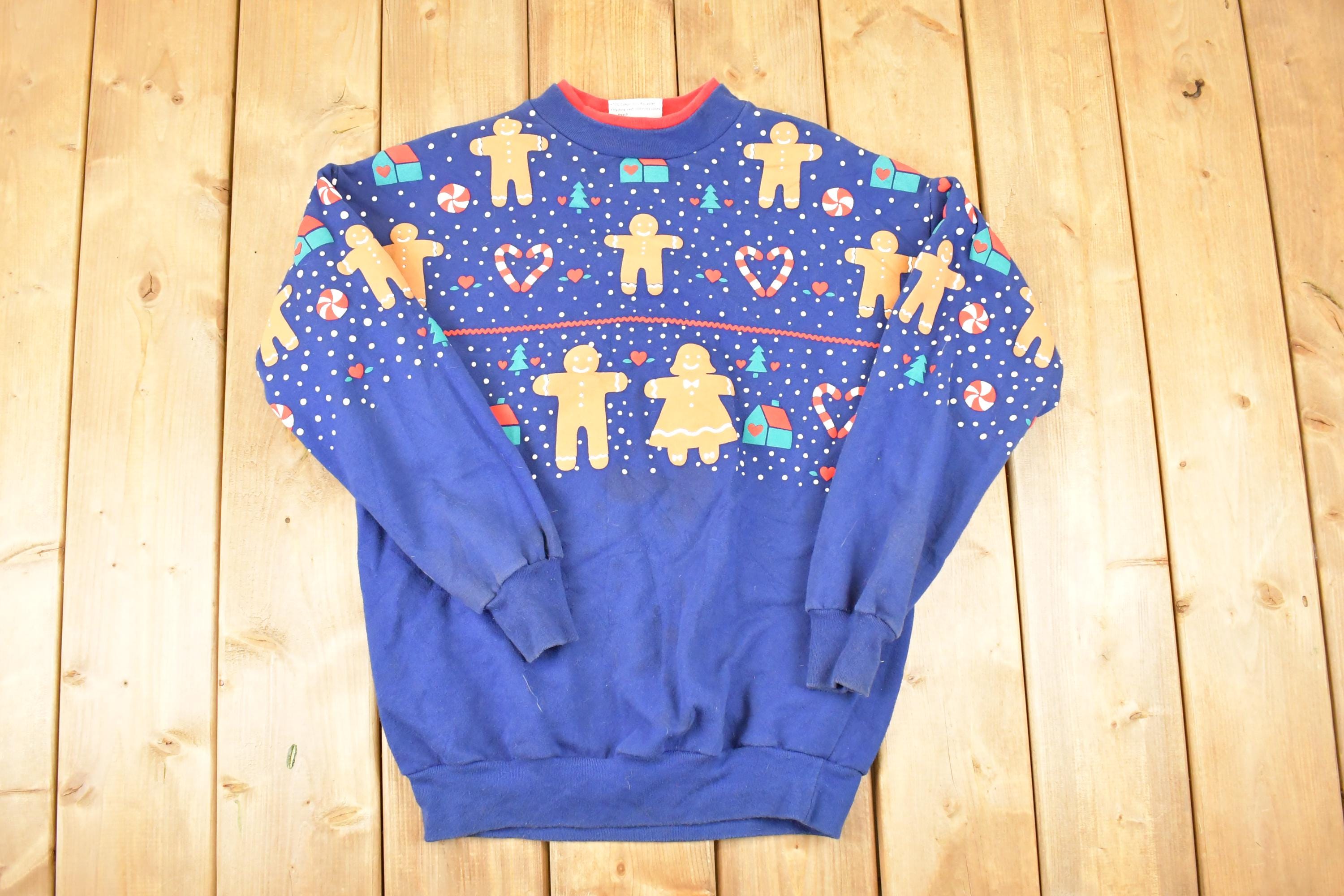 Vintage 1994 Gingerbread Man AOP Double Collar Christmas Graphic Print Crewneck Sweatshirt Women's S