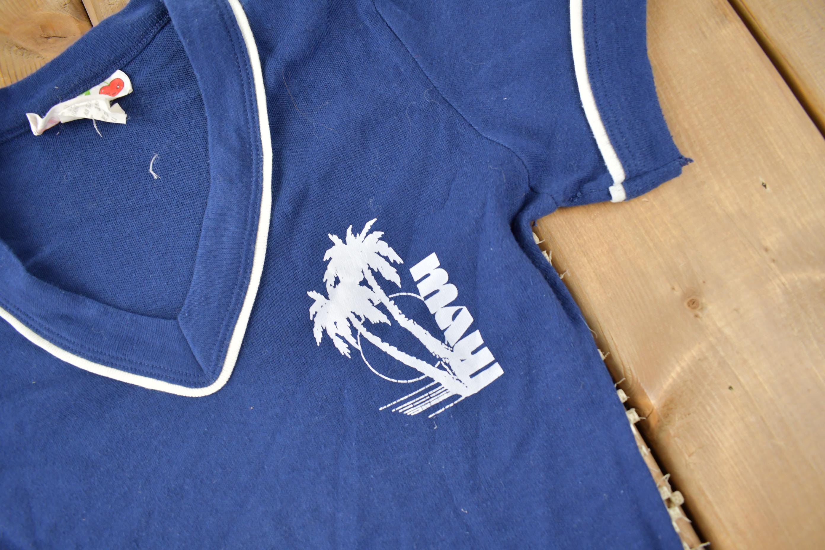 Vintage 1970s Maui Hawaii Souvenir Travel T-Shirt Made In USA