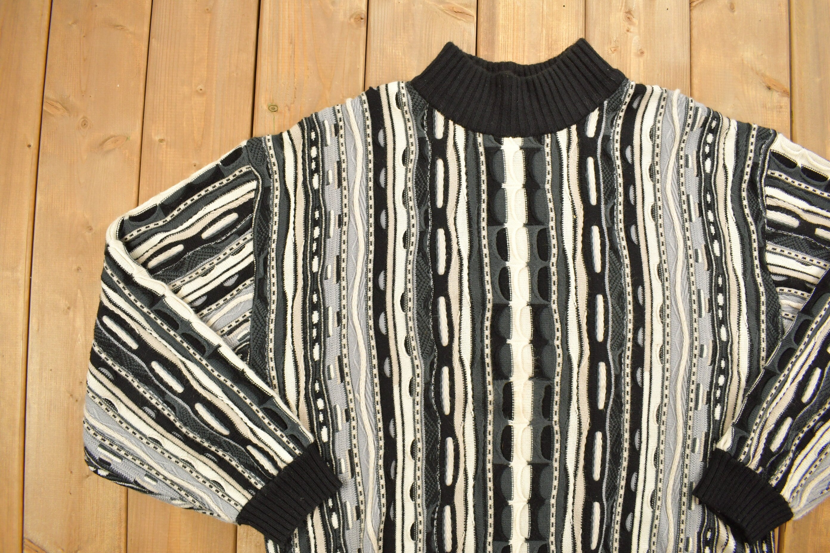Vintage 1990s Croos Town Knitted Sweater