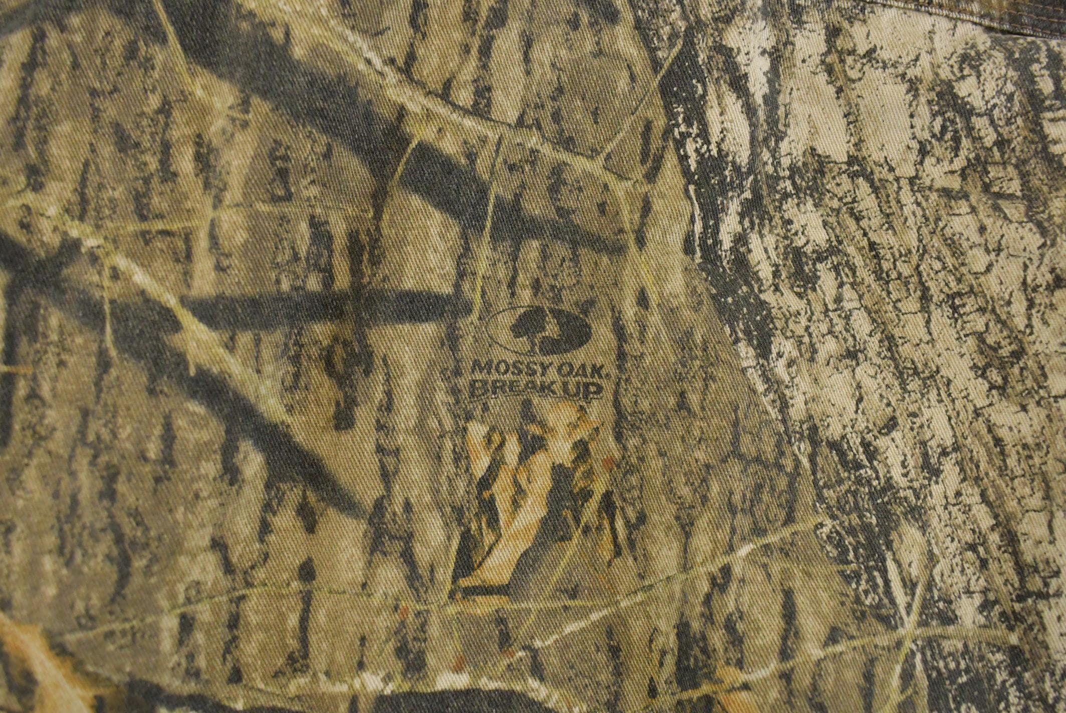 Vintage 1990s Mossy Oak Apparel Tree Camo Cloth Button Up Shirt Men's L / Vintage Button Up / Hunting / Outdoors