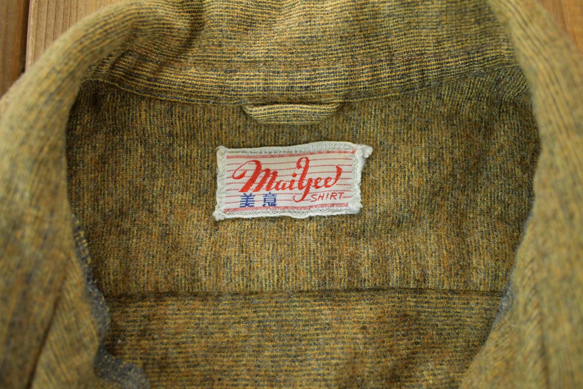 True Vintage 1960s Maiyee Button Up Shirt