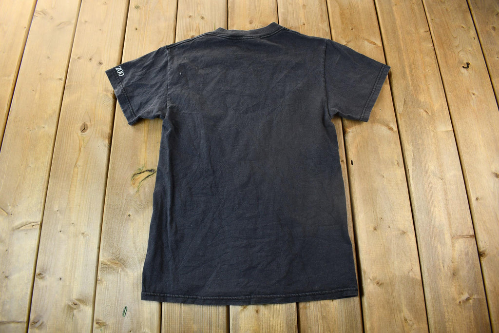 Vintage 1990s Valley Zoo Parrots Graphic T-Shirt