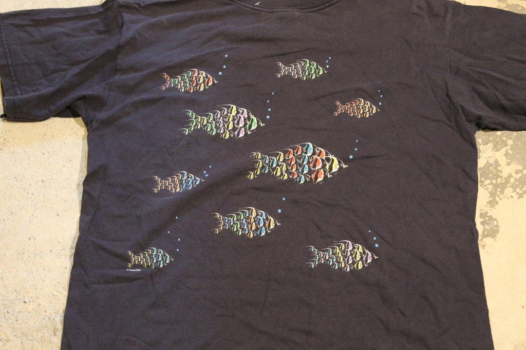 Vintage 1990s Fish Graphic T-Shirt