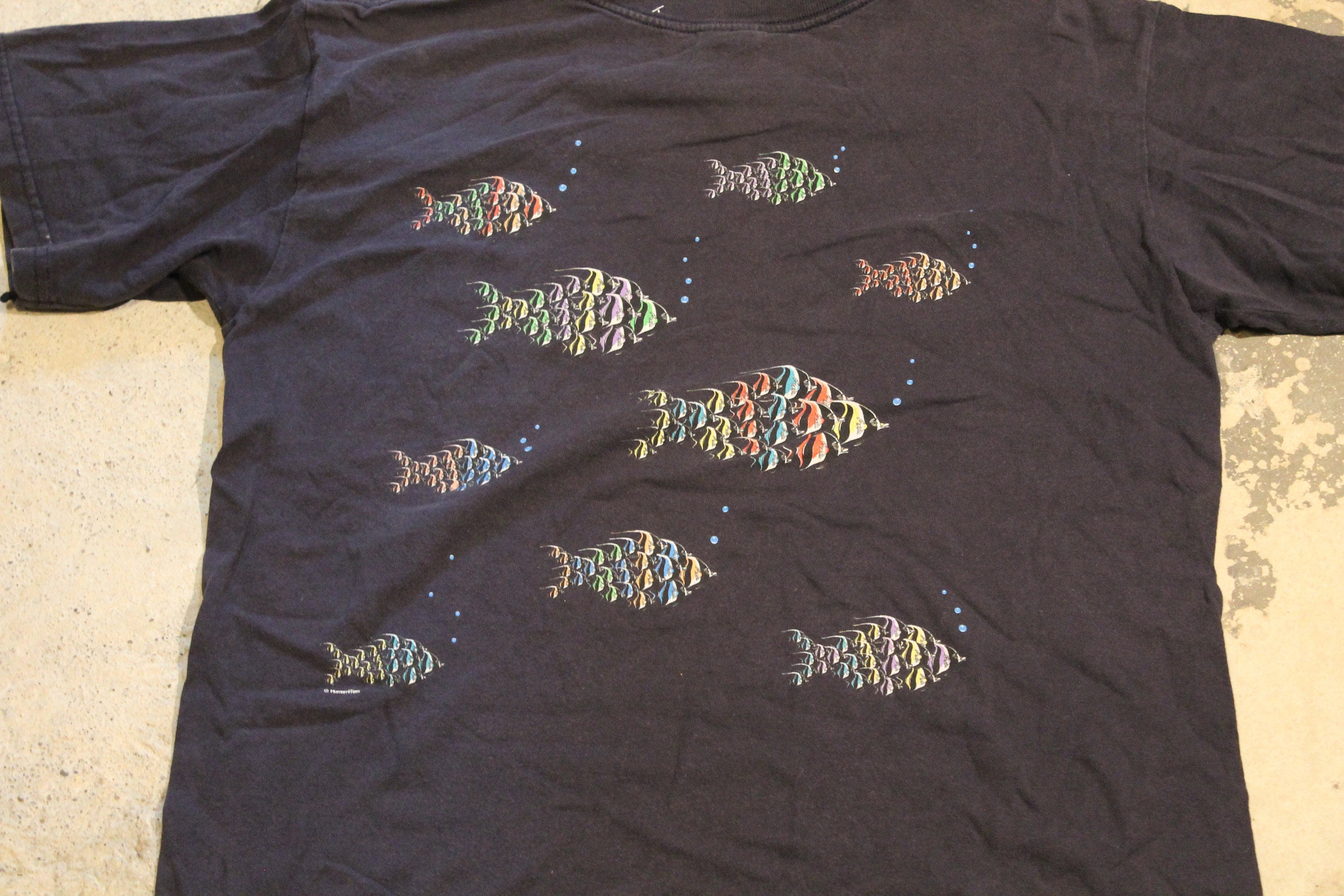 Vintage 1990s Fish Graphic T-Shirt