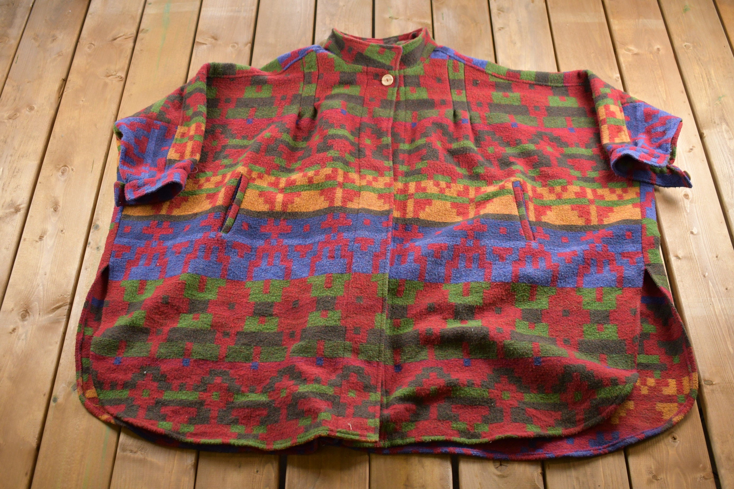 Vintage 1990s AZTEC Pattern Fleece Poncho Jacket