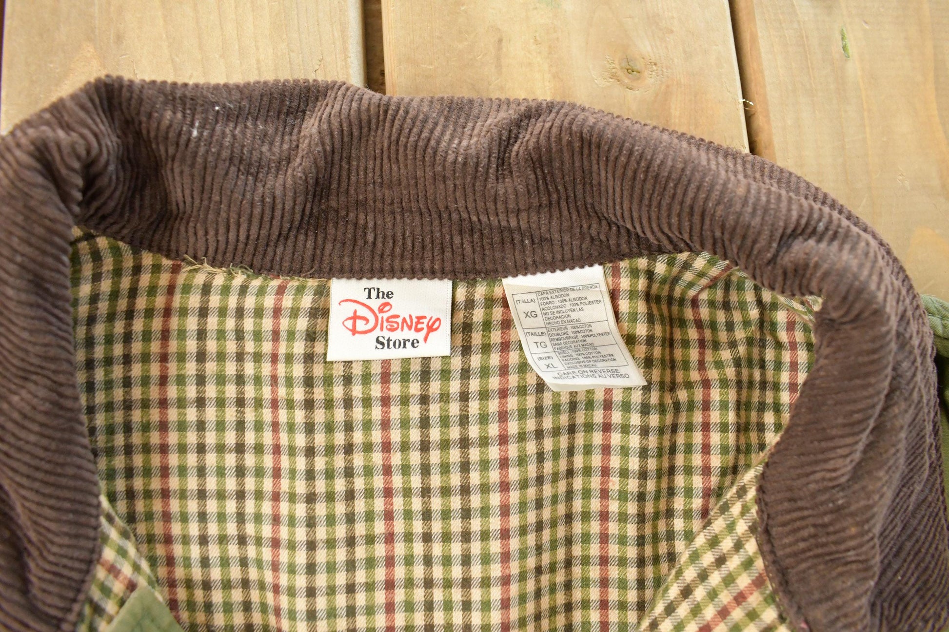 Vintage 1990s Disney Embroidered Quilt Chore Jacket / Barn Coat / 90s Vintage Disney / Streetwear / Vintage Fall Jacket / The Disney Store
