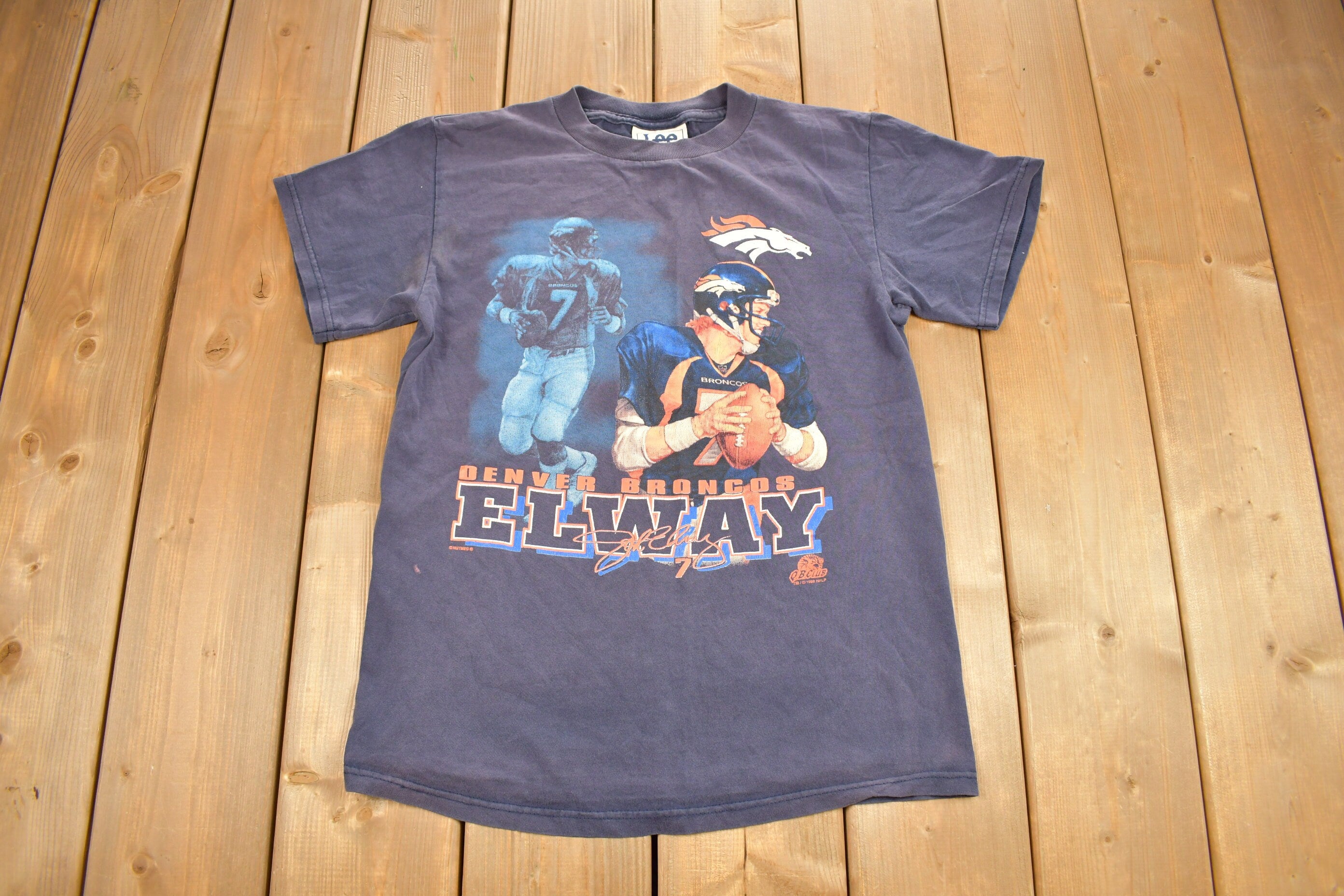 Vintage 1998 Denver Broncos Superbowl Champions NFL Graphic T-Shirt