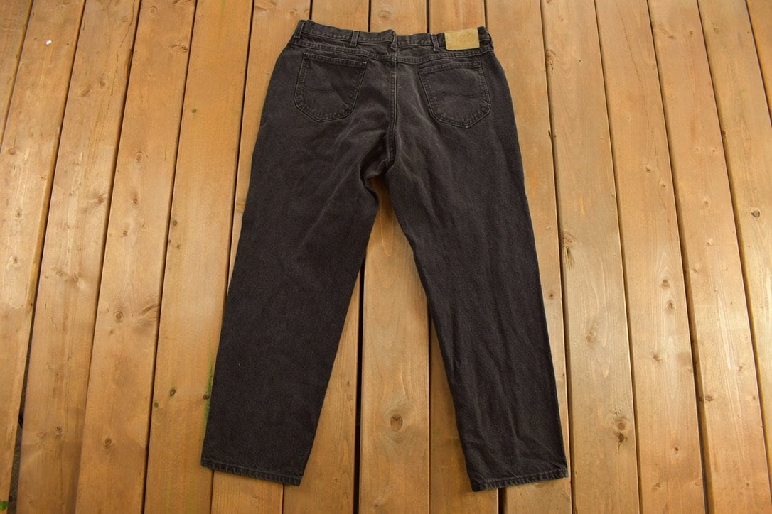 Vintage 1990s Lee Black Denim Straight Leg Jeans Size 36 x 29