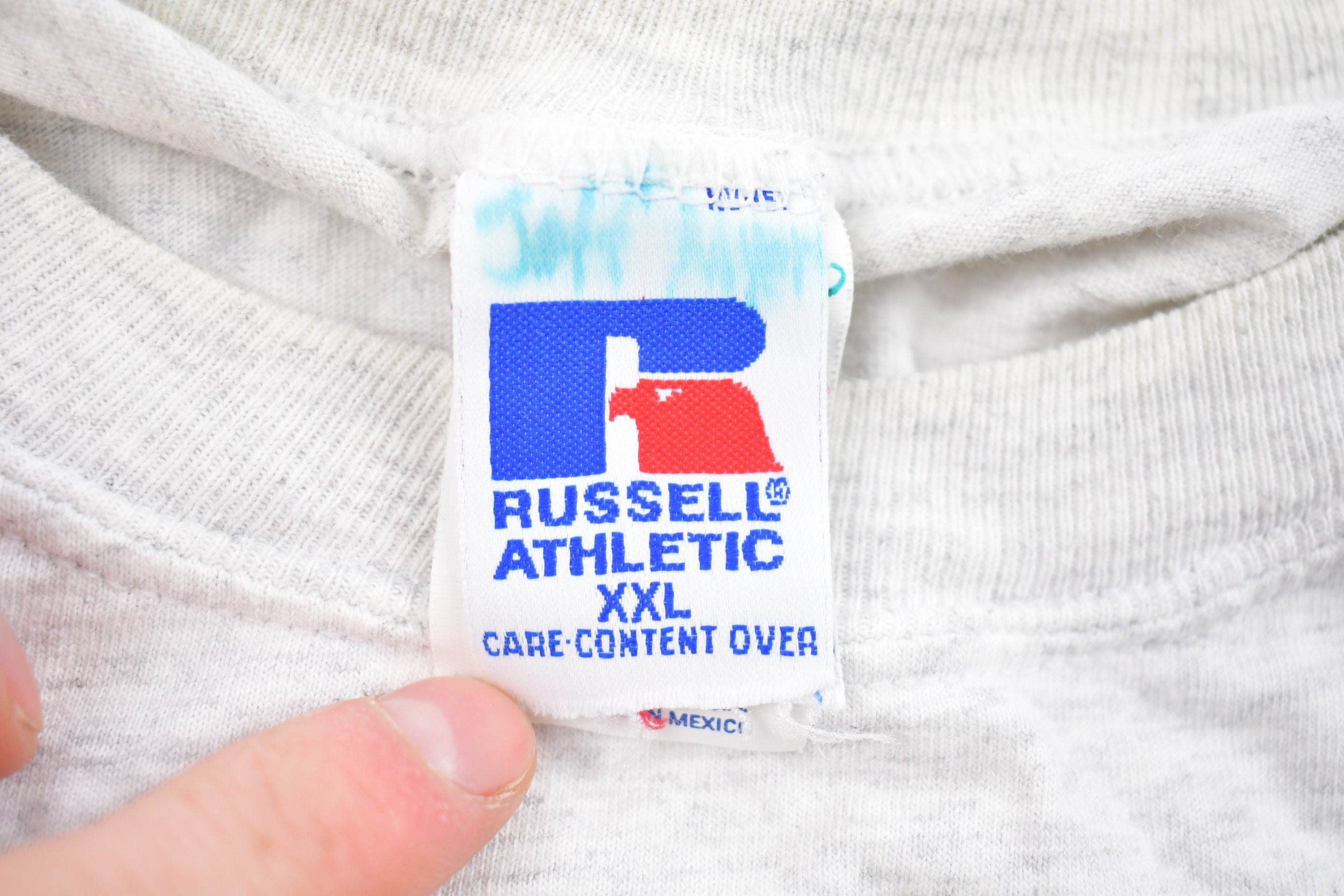 Vintage 1990s Russell Athletic Embroidered T-Shirt