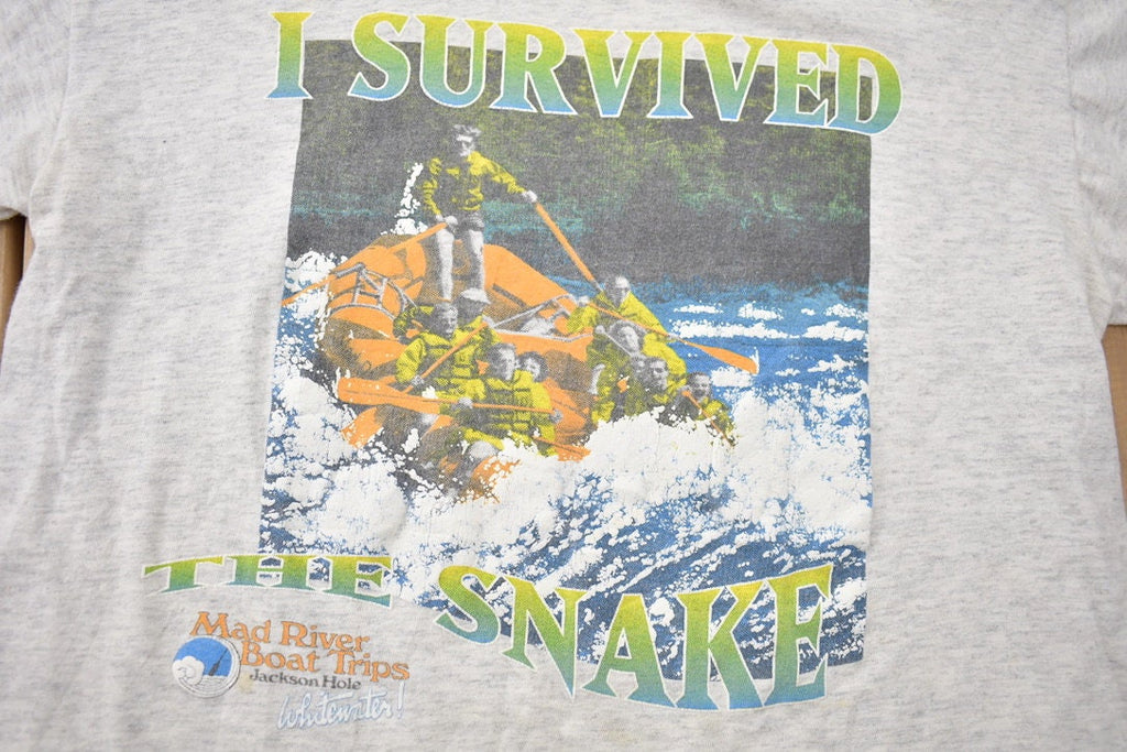 Vintage 1990s I Survived the Snake Mad River Boat Trips Souvenir T Shirt