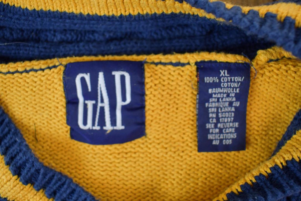 Vintage 1990s Gap Cable Knit V Neck Sweater