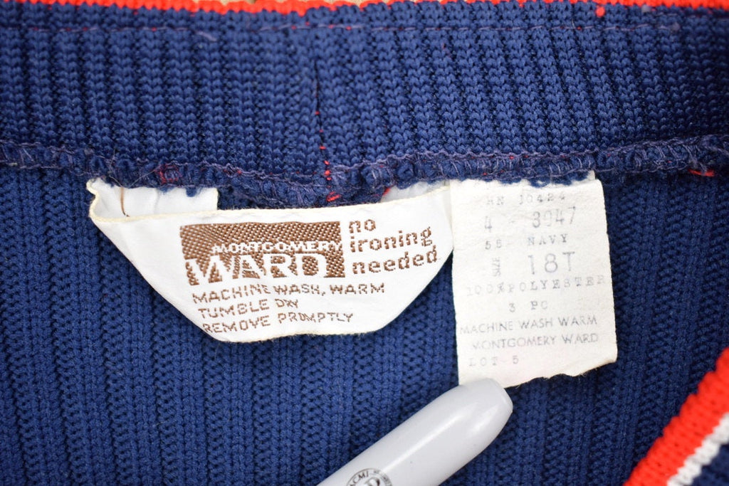 Vintage 1990s Montgomery Ward Knitted Button Up Sweater