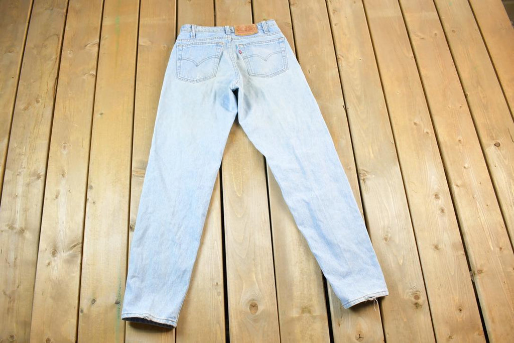 Vintage 1990s Levi Strauss Red Tab 550 Denim Jeans Size 29 x 32 Made In Canada