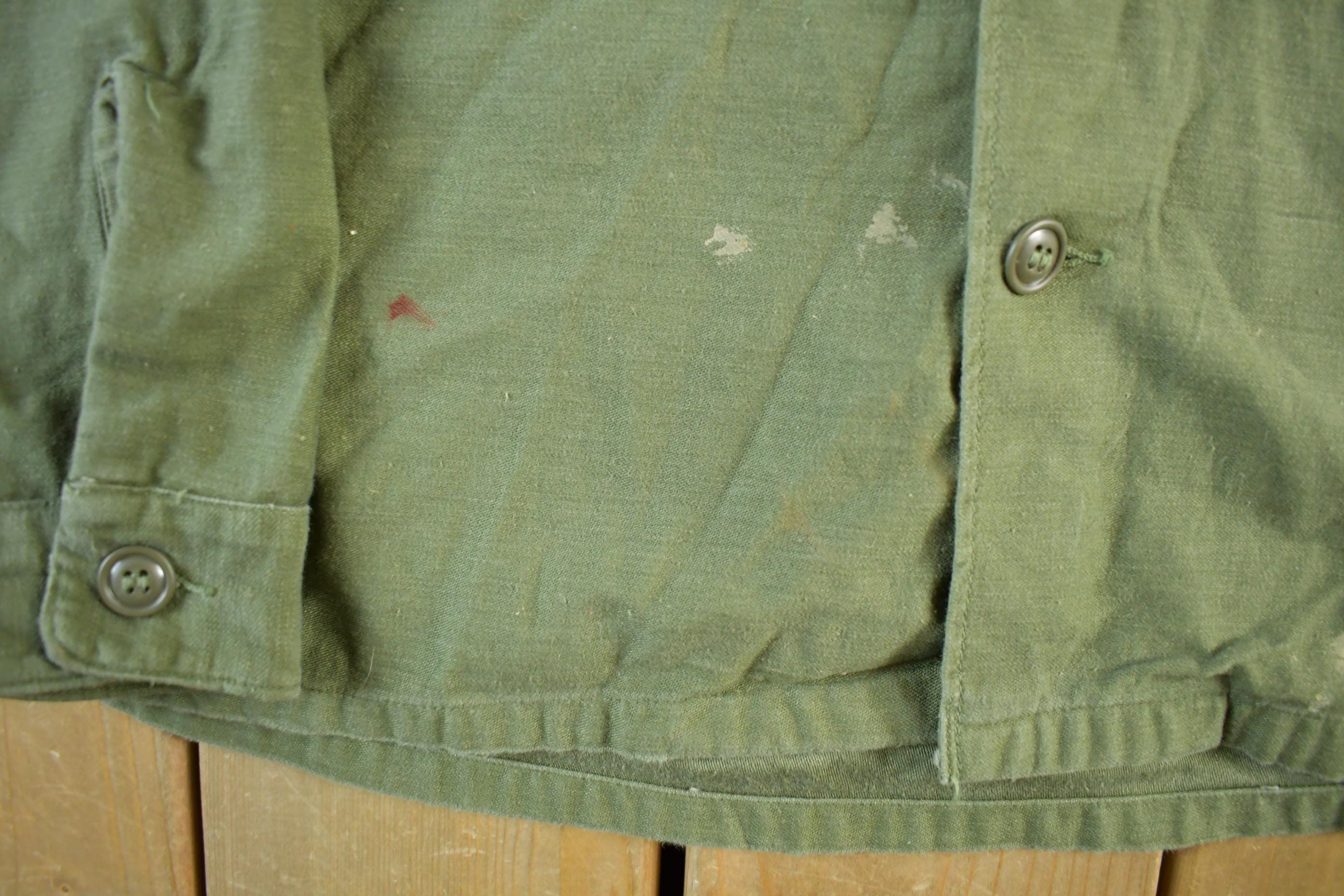 Vintage 1960s OG-107 Military Sateen Shirt Men's Medium