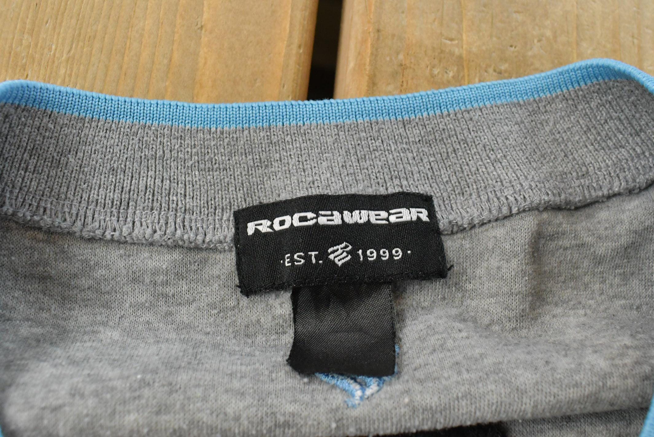 Vintage Y2K Rocawear Fleece Sweater Men's XL / Streetwear Sweatshirt / Hip-Hop Fashion Sweater