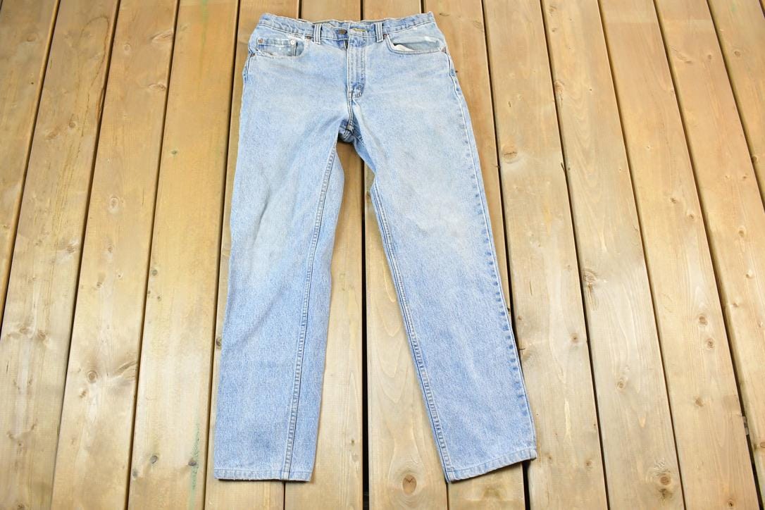 Vintage 1990s Levi Strauss Red Tab 512 Denim Jeans Size 33 x 34 Made In USA