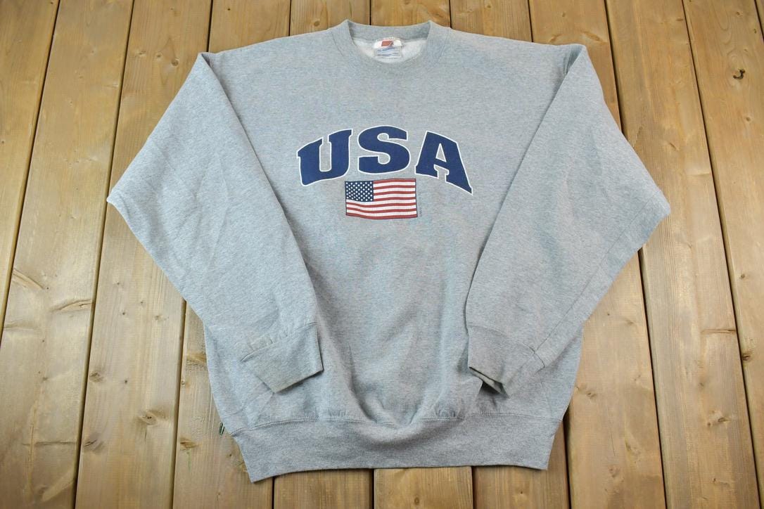 Vintage 1990s USA American Flag Crewneck Sweatshirt