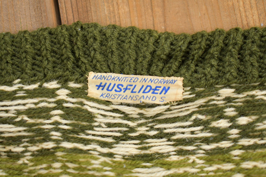 Vintage 1960s Husflinden Hand Knit Cardigan Sweater