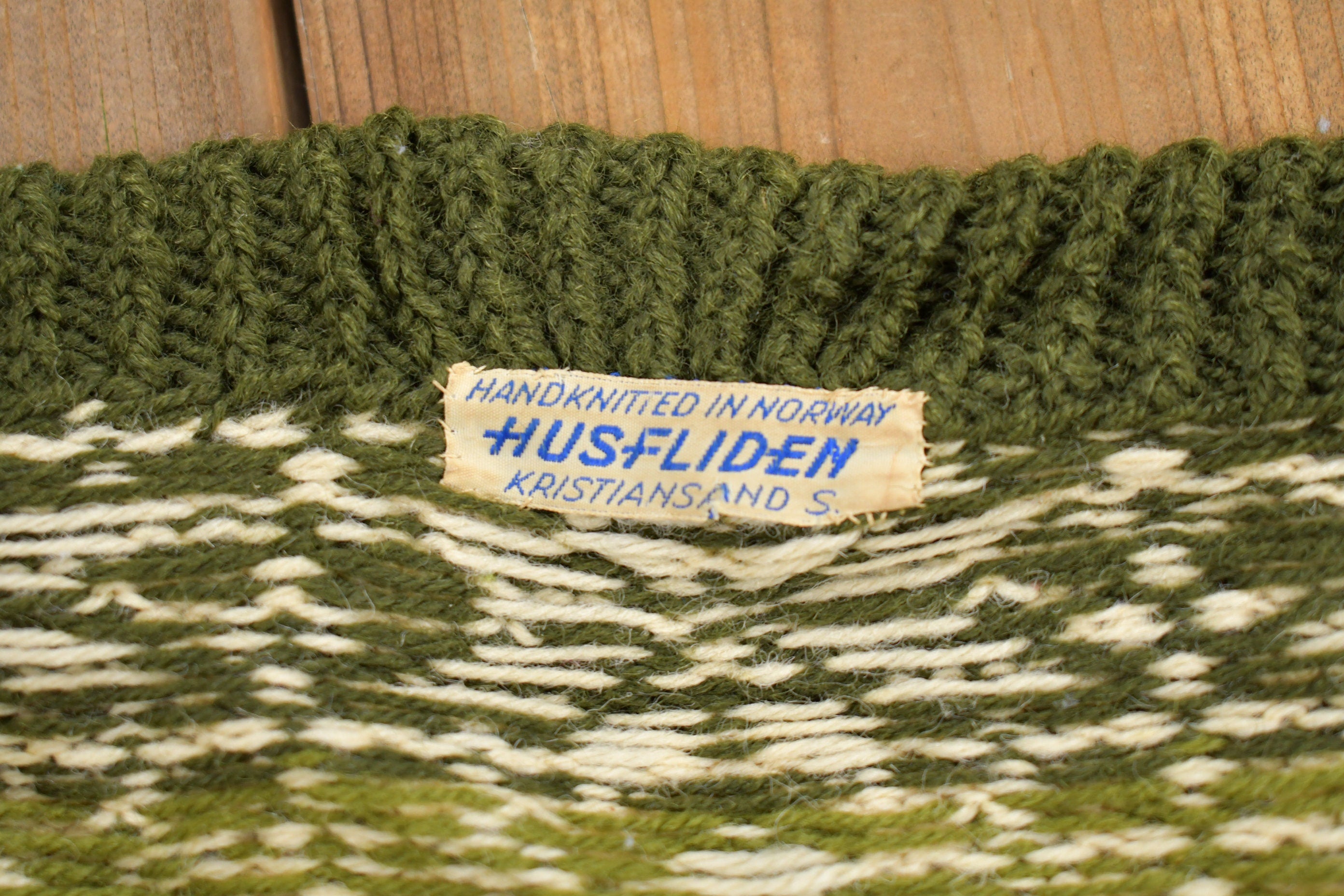 Vintage 1960s Husflinden Hand Knit Cardigan Sweater