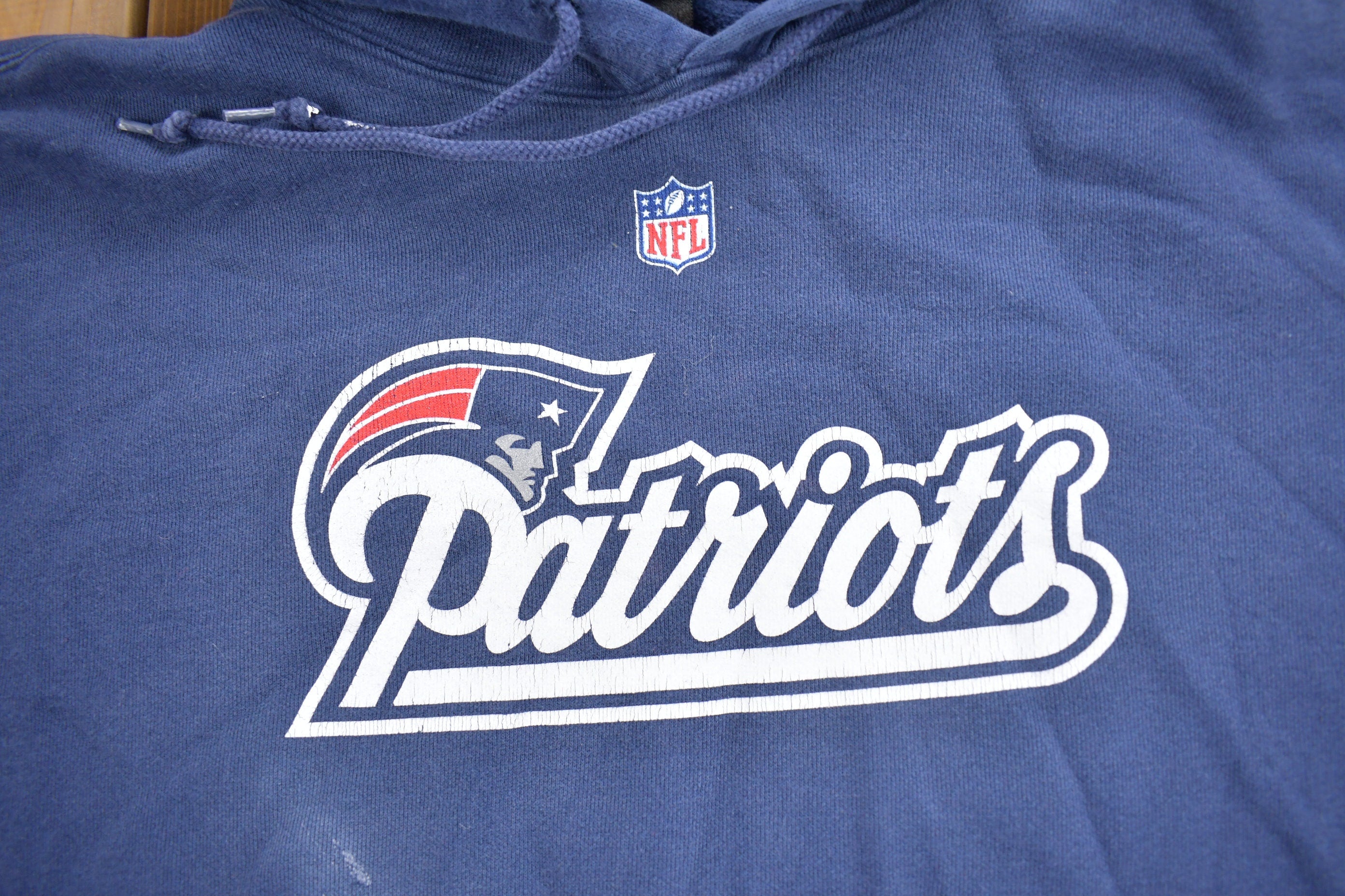 Vintage Y2K New England Patriots NFL Graphic Hoodie