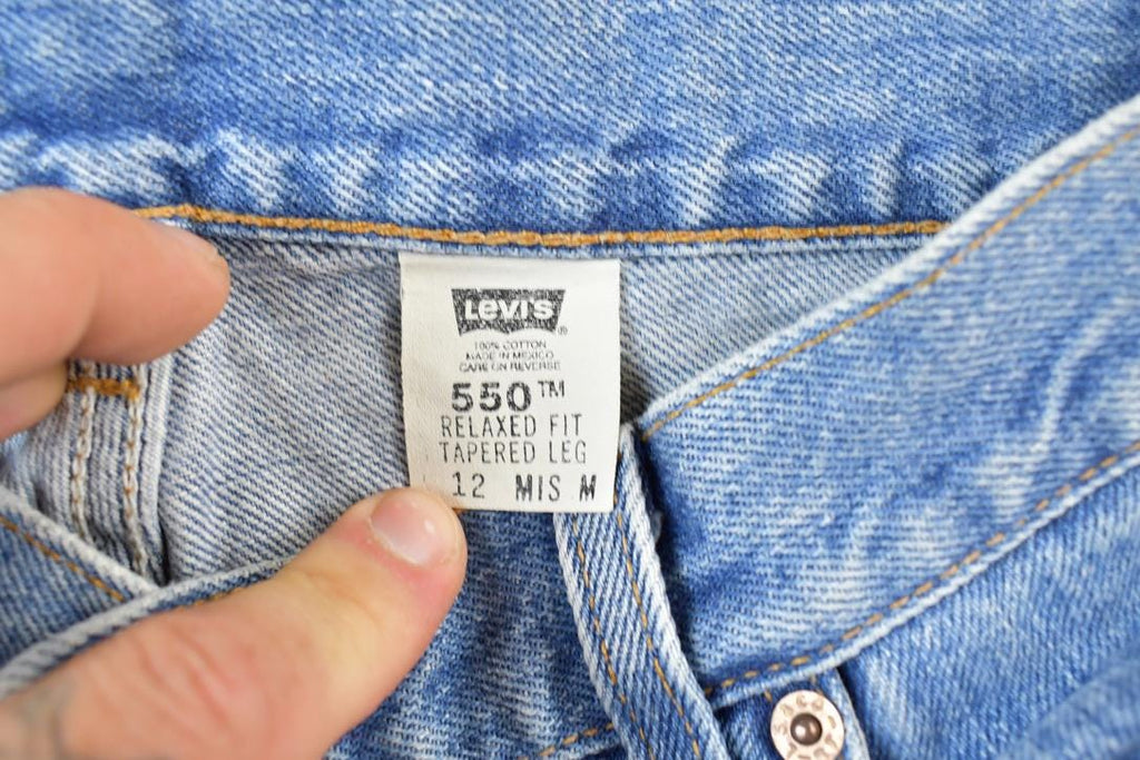 Vintage 1990s Levi Strauss Red Tab Denim Jeans Size 26 x 28