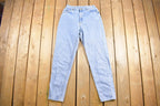 Vintage 1990's Lee Light Wash Jeans Size 29 x 32