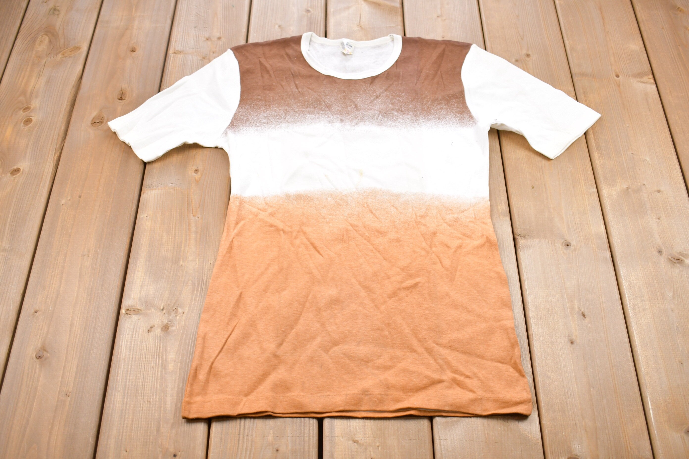 Vintage 1970s Contrast Faded Graphic T-Shirt