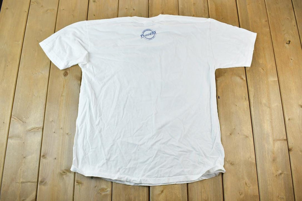Vintage 1990s UCONN University Collegiate T-Shirt  NCAA Tee  Americana Huskies  Sportswear
