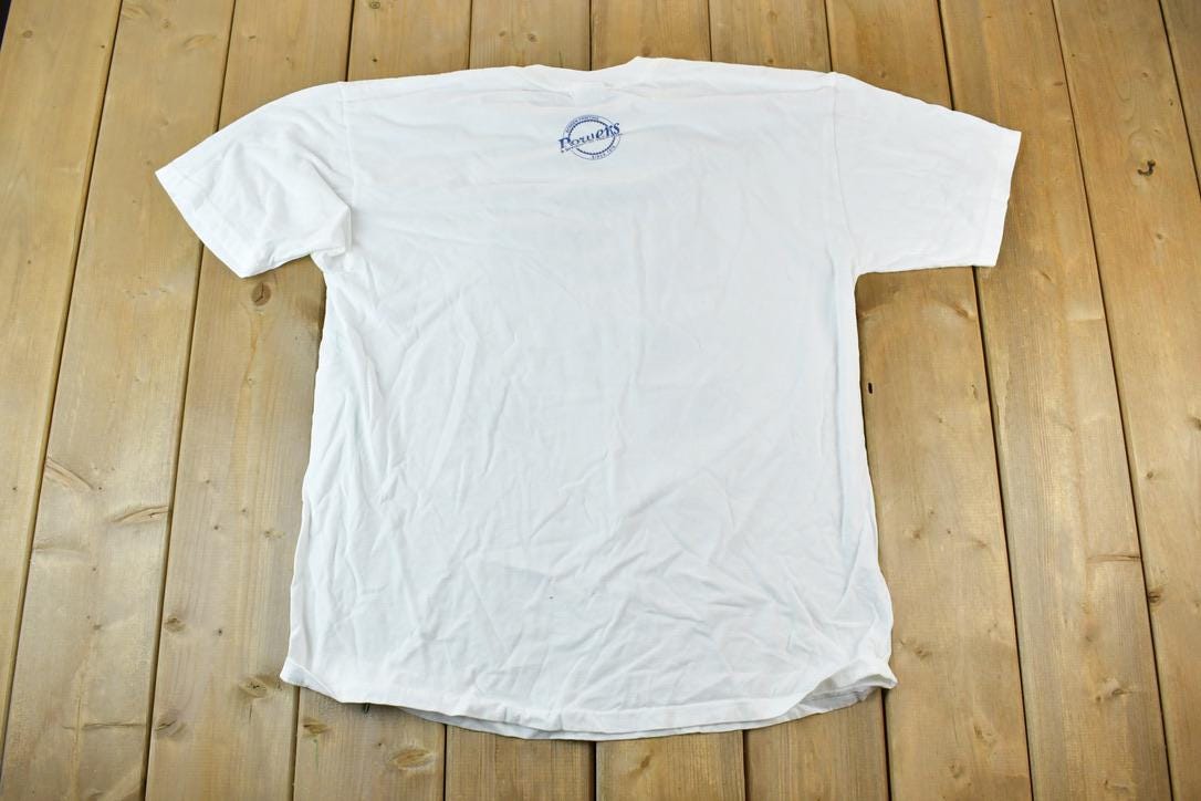 Vintage 1990s UCONN University Collegiate T-Shirt  NCAA Tee  Americana Huskies  Sportswear
