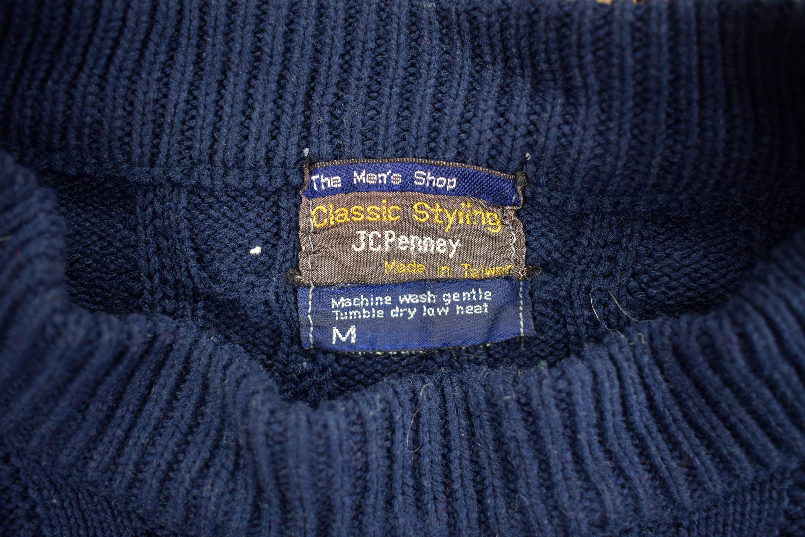 Vintage 1990s Navy Blue Knit Crewneck Sweater / Vintage 90s Crewneck / All Over Pattern / Colorful Sweatshirt / Abstract Pattern