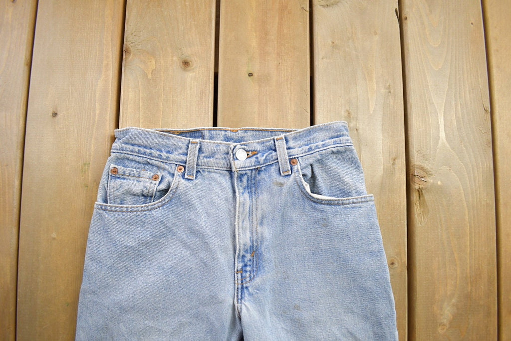 Vintage 1990s Levi's 550 Jeans Size 26x28
