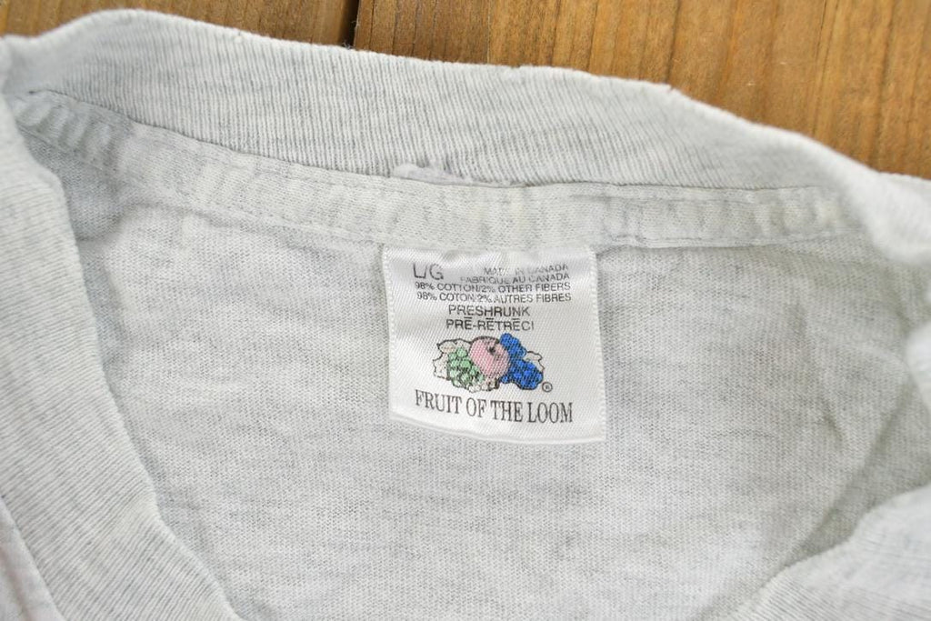 Vintage 1990s Scarlet Park Lakeside Club Duck Theme Graphic T-Shirt