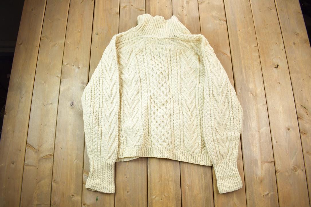 Vintage 1970s Tan Cable Knit Full Zip Sweater