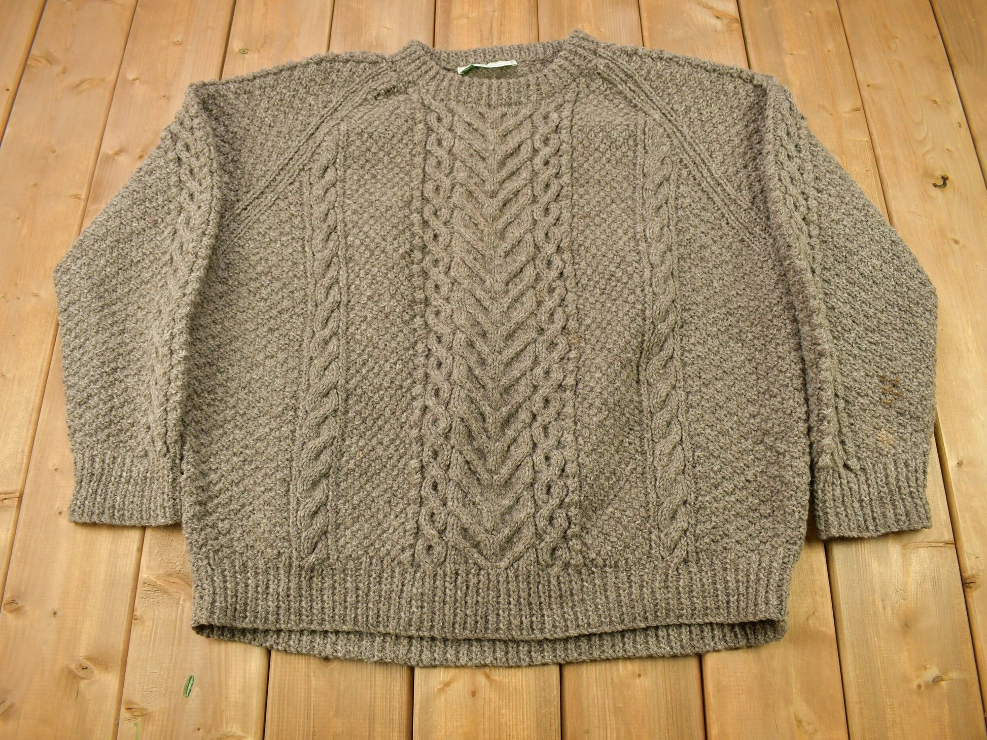 Vintage 1980s 100% Wool House Of Ireland Knit Sweater
