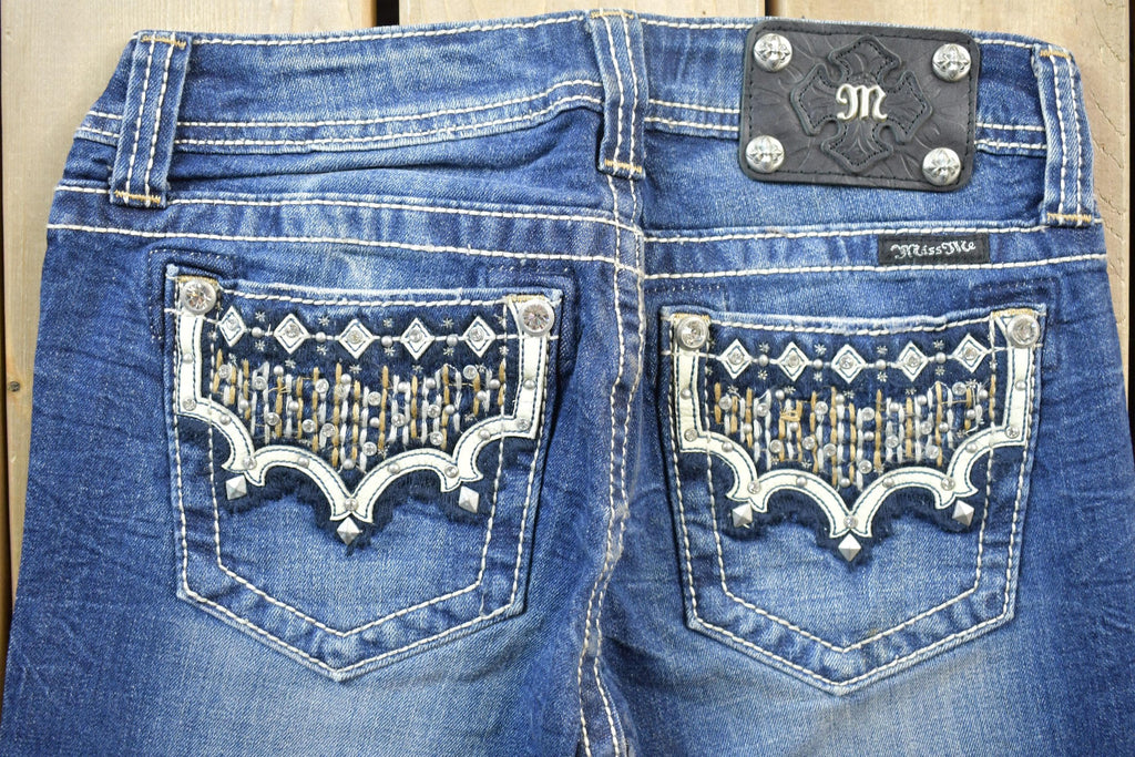 Vintage Y2K Miss Me Bedazzled Low Rise Jeans Size 26x32