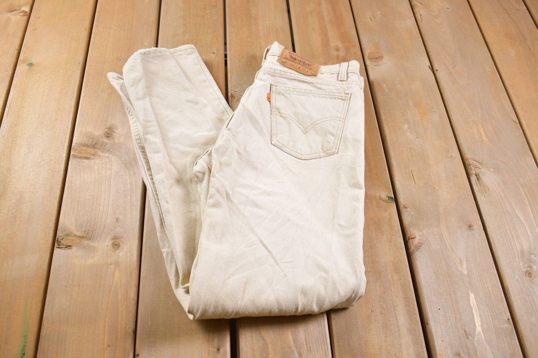 Vintage 1990s Levi 550 Orange Tab Jeans Size 32 x 32