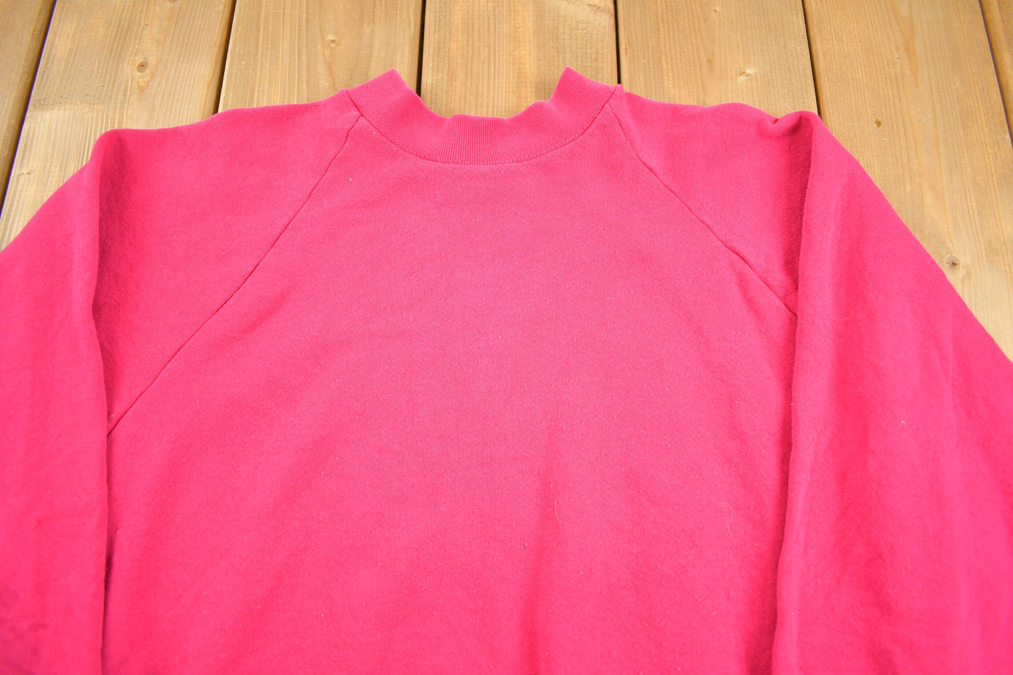 Vintage 1980s Fruit Of The Loom Blank Pink Raglan Crewneck Sweatshirt / Women's Size 3XL / 80s Crew / Made In USA / Streetwear / 80s Blank