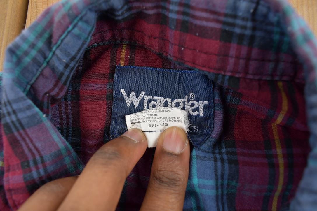 Vintage 1990s Wrangler Plaid Flannel Button Up Shirt
