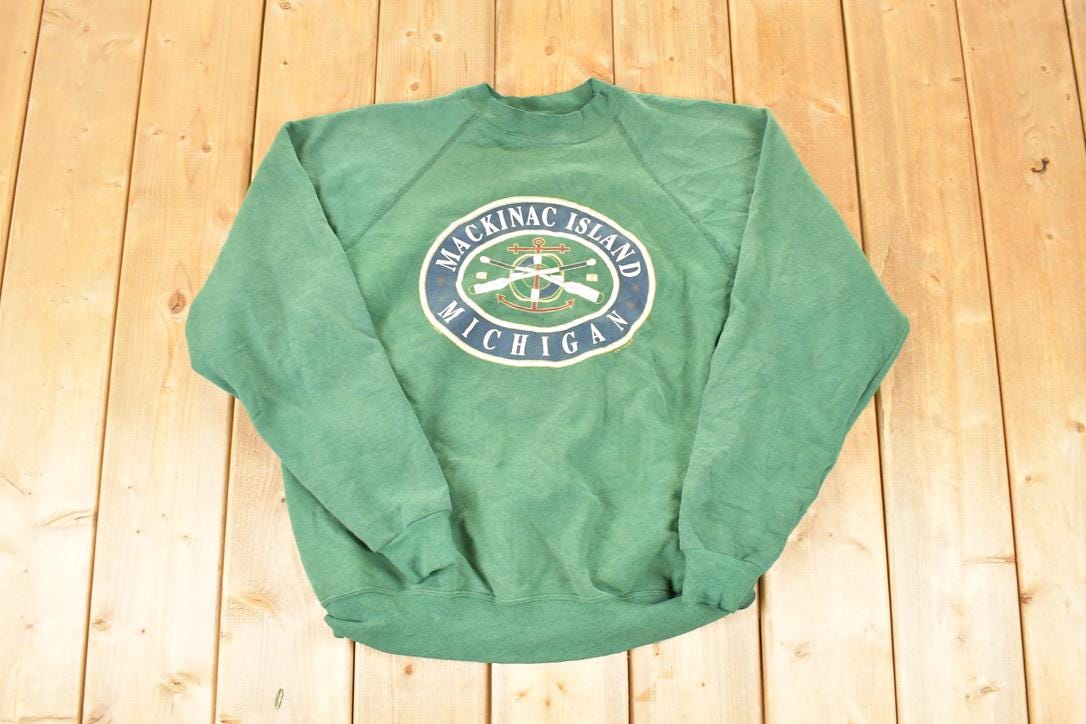 Vintage 1990s Mackinac Island Michigan Boat Life Crewneck Sweatshirt Men's L
