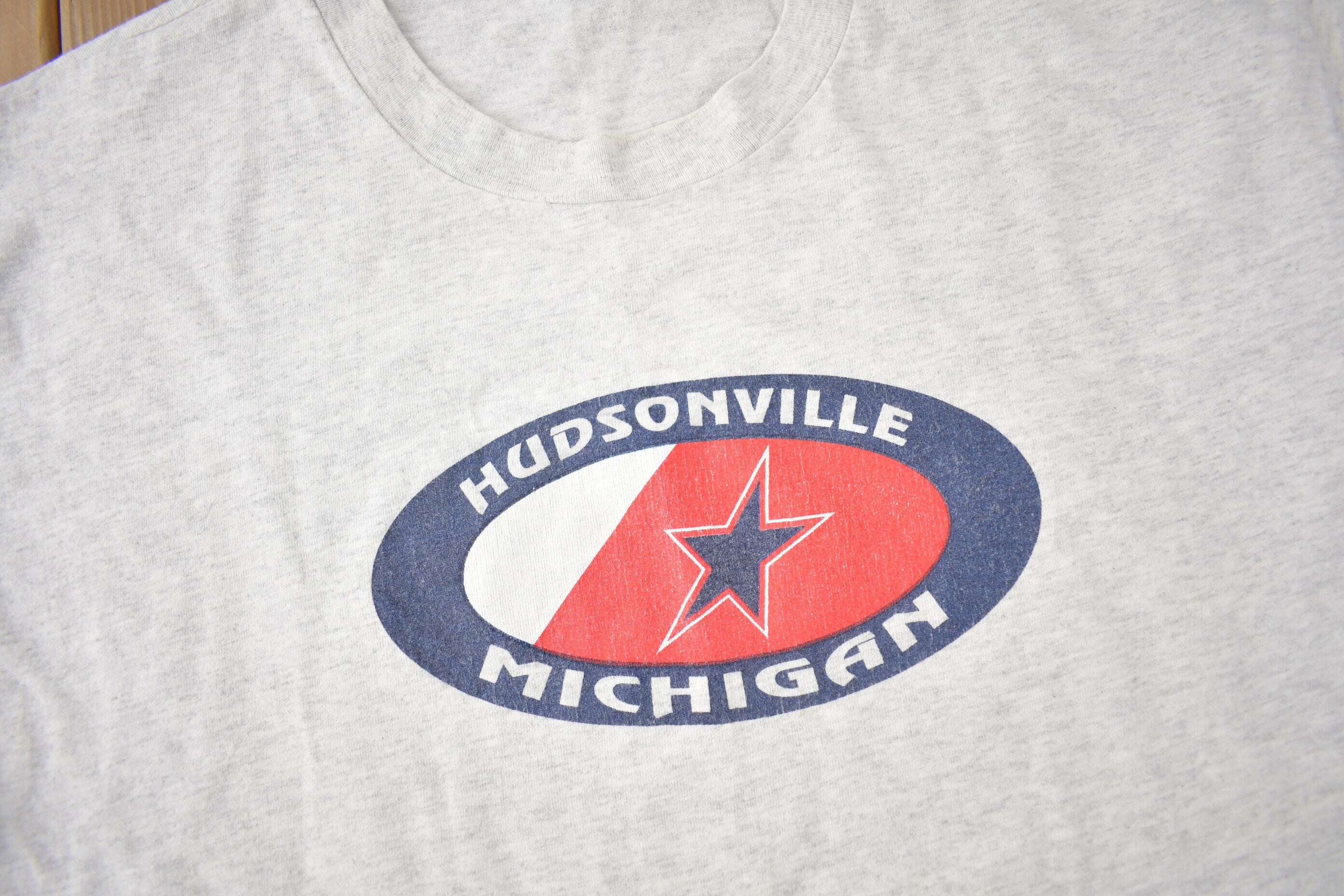 Vintage 1990s Hudsonville Michigan Graphic T Shirt Size L