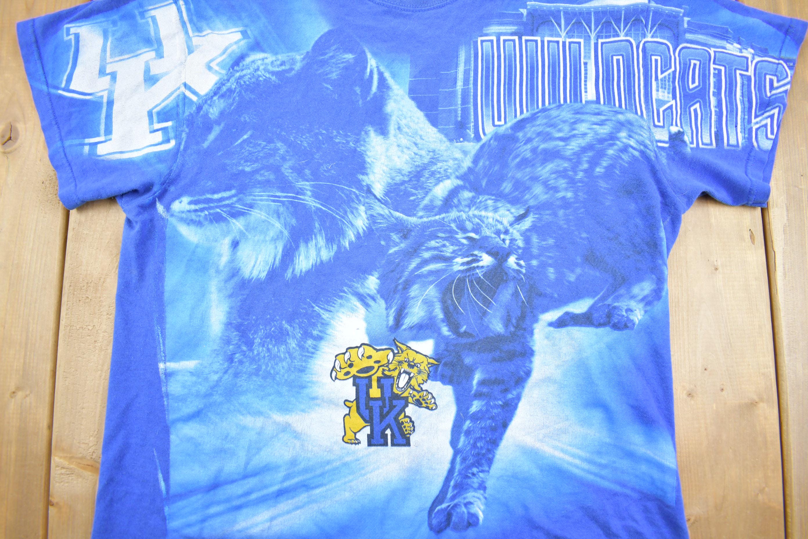 Vintage Y2k University Of Kentucky Wildcats Pride All Around Graphic T Shirt