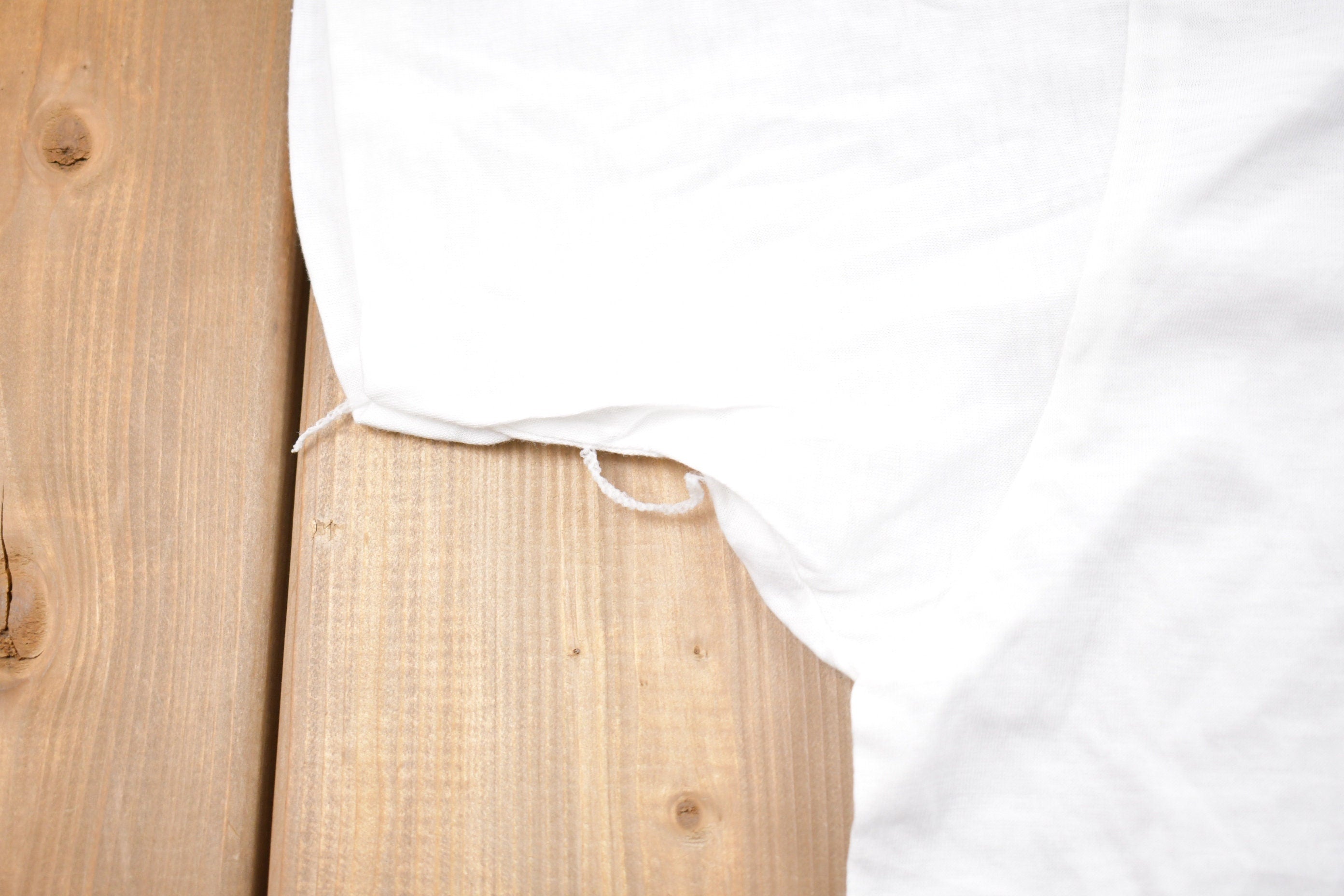 Vintage 1980s It's A Good Deal Graphic T-Shirt