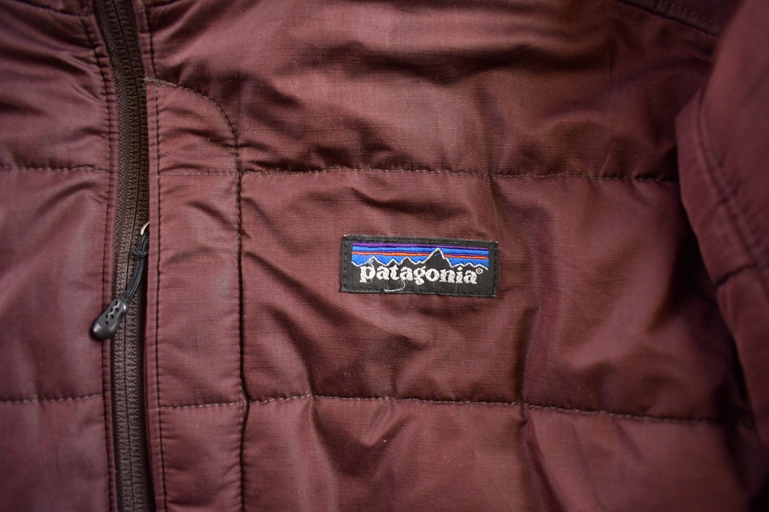 Vintage 2000's Patagonia Womens Maroon Windbreaker Jacket