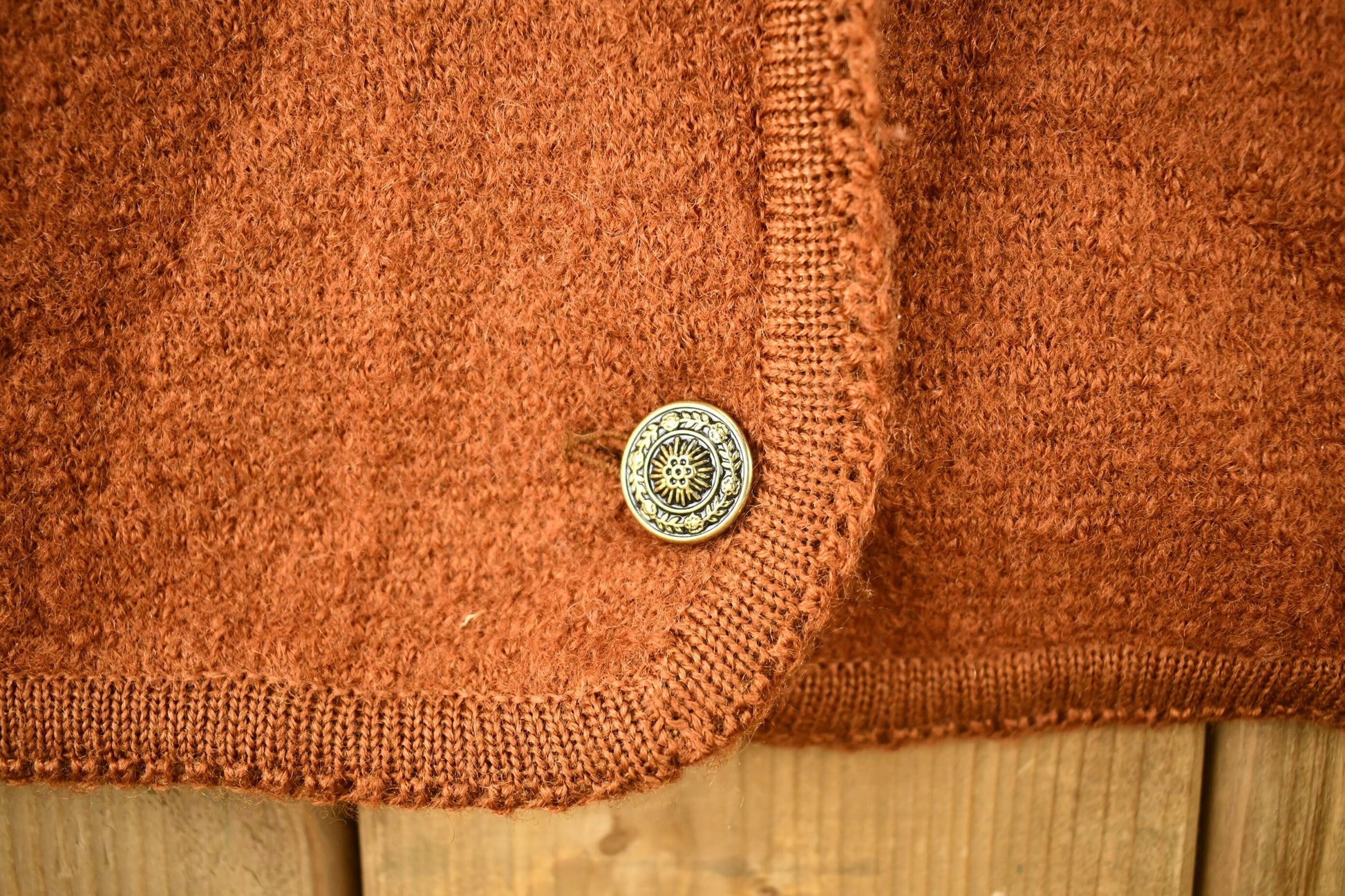 Vintage 1960s Tally-Ho Creation 100% Wool Knit Cardigan Sweater