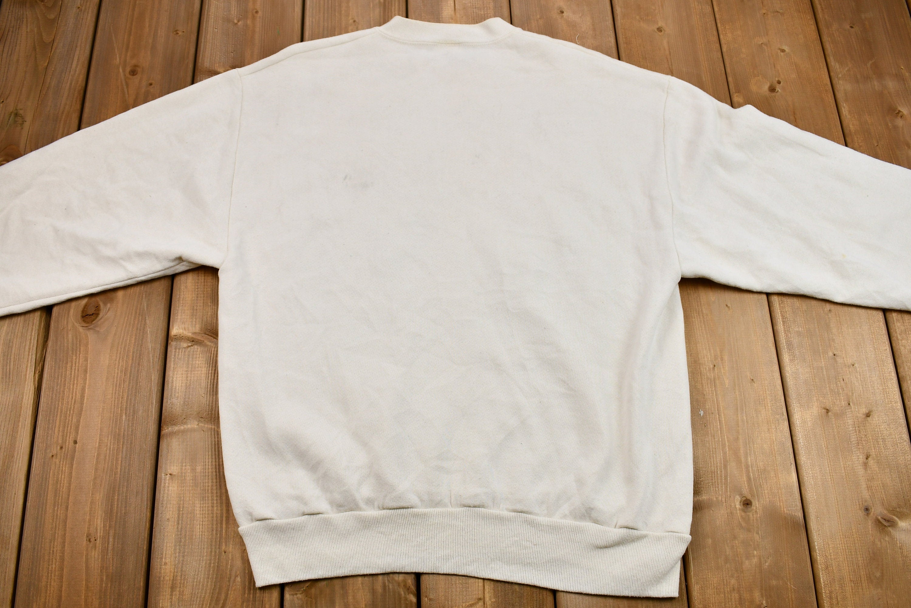 Vintage 1990s Basket of Apples Watercolor Graphic Crewneck Sweatshirt